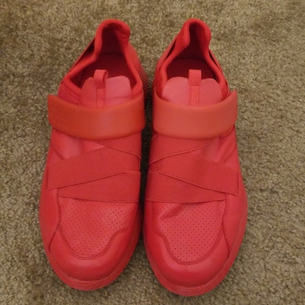 Mens Shoes size us 44